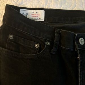 GAP vintage slim mid rise black jean, frayed edge ankle length